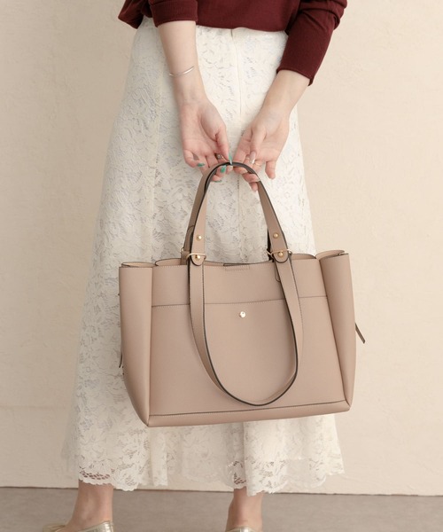 RODE SKO(ロデスコ)の「AINO サイドファスナー2WAYトート(トートバッグ・レディース・ベージュ/ネイビー/グレー/ブラック・ONE)」の22枚目の写真