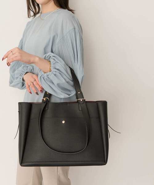 RODE SKO(ロデスコ)の「AINO サイドファスナー2WAYトート(トートバッグ・レディース・ベージュ/ネイビー/グレー/ブラック・ONE)」の20枚目の写真