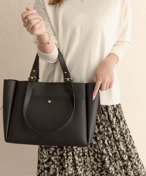 RODE SKO(ロデスコ)の「AINO サイドファスナー2WAYトート(トートバッグ・レディース・ベージュ/ネイビー/グレー/ブラック・ONE)」の11枚目の写真