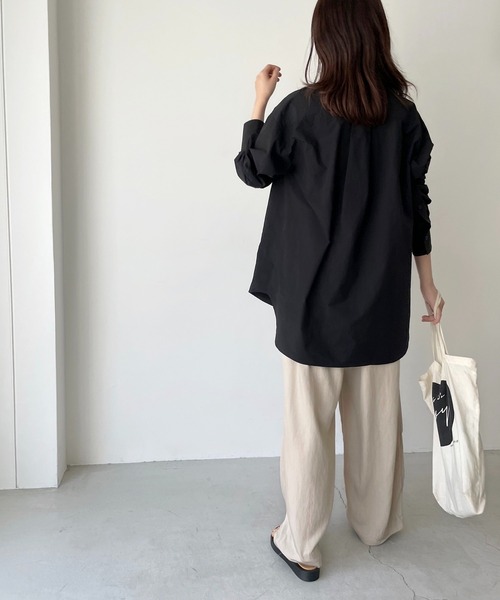 CANAL JEAN（キャナルジーン）の「RCW BLUE LABEL(ブルーレーベル) コットンロングスリーブシャツ（シャツ/ブラウス・レディース・ブラック/ベージュ/グリーン・38）」の5枚目の写真