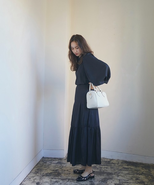 RANDEBOO（ランデブー）の「Aurora skirt（スカート・レディース・ベージュ/ブラック・FREE）」の7枚目の写真