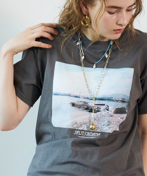 MAISON SPECIAL（メゾンスペシャル）の「【ISAO NISHIYAMA×MAISON SPECIAL】GRANDFATHER TEE【MAISON SPECIAL/メゾンスペシャル】（Tシャツ/カットソー・レディース・チャコールグレー/ホワイト・FREE）」の6枚目の写真
