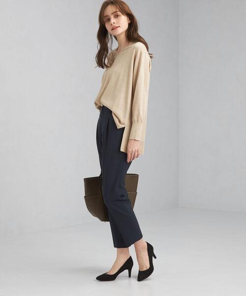 green label relaxing(グリーンレーベルリラクシング)の「テンジク シアー ラメ Vネック プルオーバー ニット -ウォッシャブル-(ニット/セーター・レディース・ダークグレー/ナチュラル・FREE)」の3枚目の写真