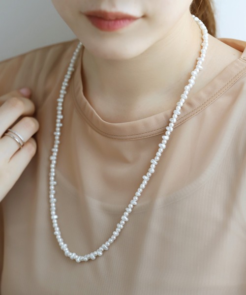 ANEMONE（アネモネ）の「ランダムパールネックレス[ロング]（ネックレス・レディース・アイボリー・FREE）」の3枚目の写真