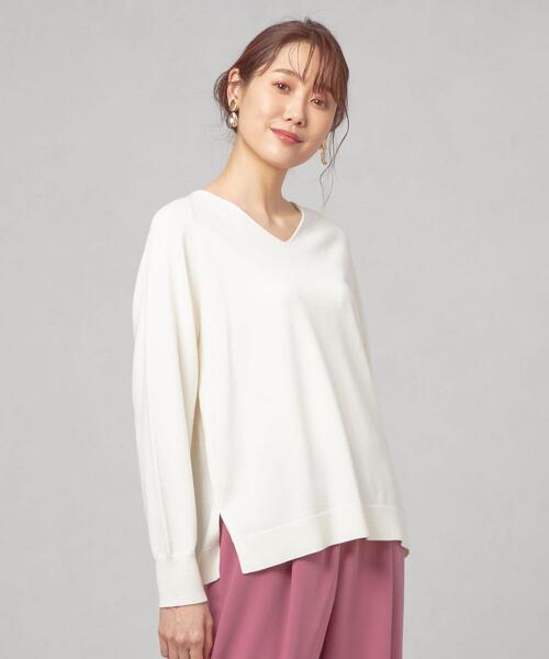 closet story（クローゼットストーリー）の「＜closet story（クローゼットストーリー）＞サイドスリット Vネック ニットプルオーバー -ウォッシャブル-（ニット/セーター・レディース・ネイビー/ライム/ライラック/ホワイト・FREE）」の8枚目の写真