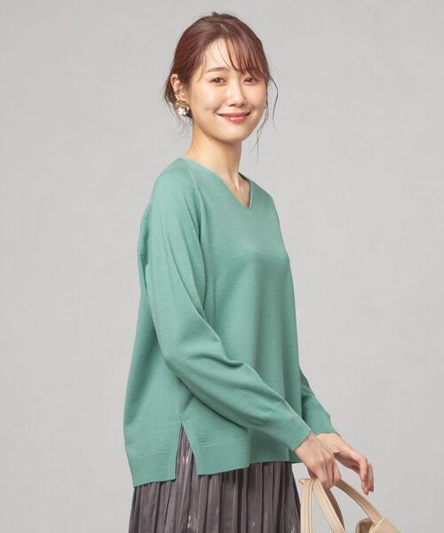 closet story（クローゼットストーリー）の「＜closet story（クローゼットストーリー）＞サイドスリット Vネック ニットプルオーバー -ウォッシャブル-（ニット/セーター・レディース・ネイビー/ライム/ライラック/ホワイト・FREE）」の15枚目の写真