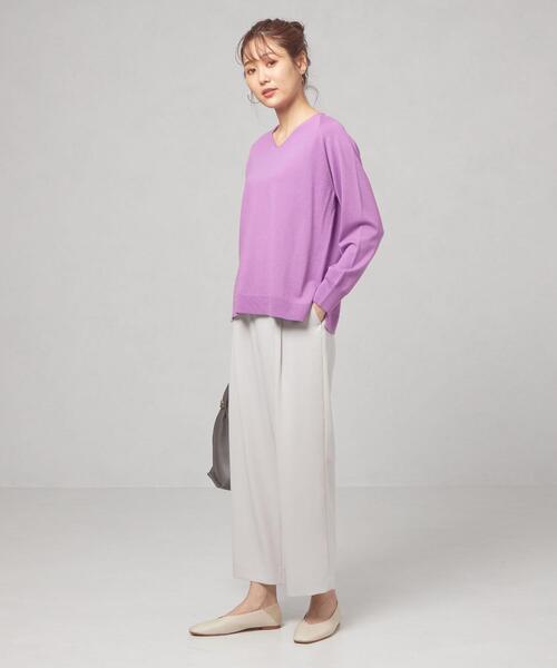 closet story（クローゼットストーリー）の「＜closet story（クローゼットストーリー）＞サイドスリット Vネック ニットプルオーバー -ウォッシャブル-（ニット/セーター・レディース・ネイビー/ライム/ライラック/ホワイト・FREE）」の9枚目の写真