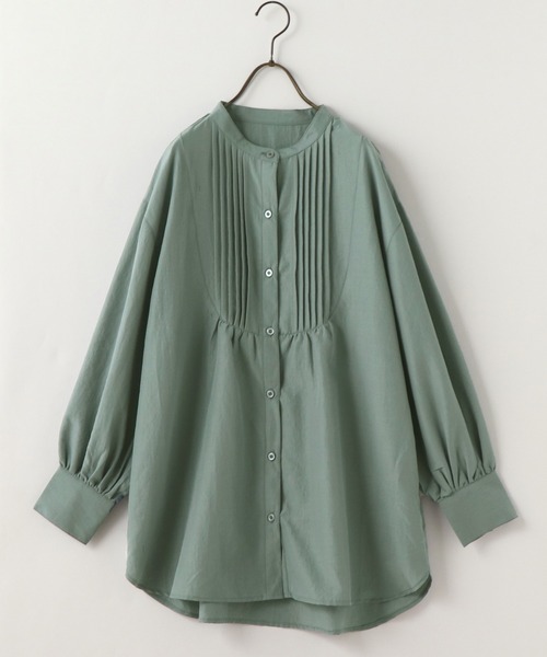 frames RAY CASSIN(フレームスレイカズン)の「【WEB限定】ボリュームスリーブピンタックチュニック(シャツ/ブラウス・レディース・ベージュ/オフホワイト/グリーン/スミクロ・FREE)」の15枚目の写真