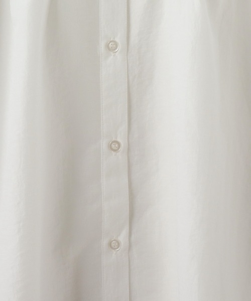 frames RAY CASSIN(フレームスレイカズン)の「【WEB限定】ボリュームスリーブピンタックチュニック(シャツ/ブラウス・レディース・ベージュ/オフホワイト/グリーン/スミクロ・FREE)」の9枚目の写真