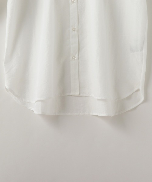 frames RAY CASSIN(フレームスレイカズン)の「【WEB限定】ボリュームスリーブピンタックチュニック(シャツ/ブラウス・レディース・ベージュ/オフホワイト/グリーン/スミクロ・FREE)」の10枚目の写真