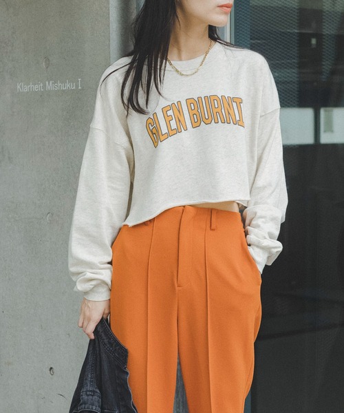 FREE'S MART（フリーズマート）の「◆カレッジロゴ長袖短丈スウェット（スウェット・レディース・ホワイト/ブラウン/グレー・FREE）」の2枚目の写真