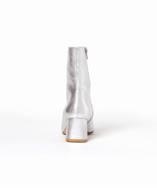 Charles Chaton（シャルルシャトン）の「CHARLES CHATON foil short boots（ブーツ・レディース・シルバー・38/36/37）」の8枚目の写真