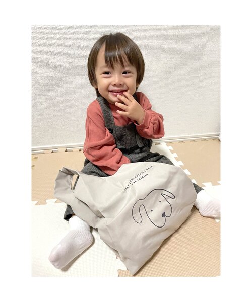 BREEZE（ブリーズ）の「WEB限定 ゆるサロペット（サロペット/オーバーオール・キッズ・ベージュ/チャコール/インディゴブルー・90/110/80/70/100/130/120）」の12枚目の写真