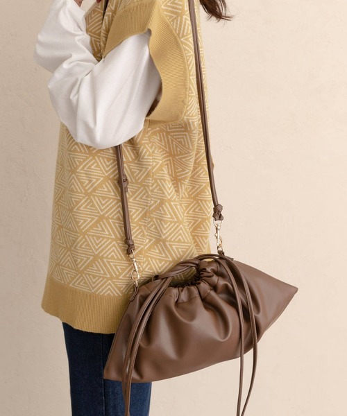 RODE SKO（ロデスコ）の「リバーシブルキンチャクバッグ（ハンドバッグ・レディース・ブラック/ブラウン/アイボリー・ONE）」の12枚目の写真