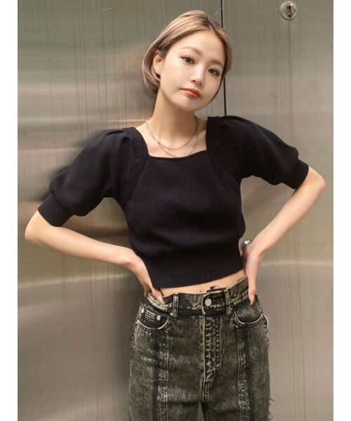 EMODA(エモダ)の「バックタイコンパクトニット(ニット/セーター・レディース・ブラック/ベージュ/パープル・FREE)」の5枚目の写真