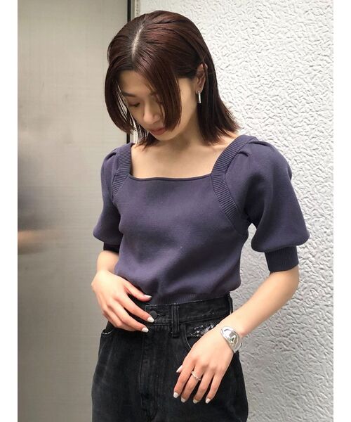 EMODA(エモダ)の「バックタイコンパクトニット(ニット/セーター・レディース・ブラック/ベージュ/パープル・FREE)」の10枚目の写真