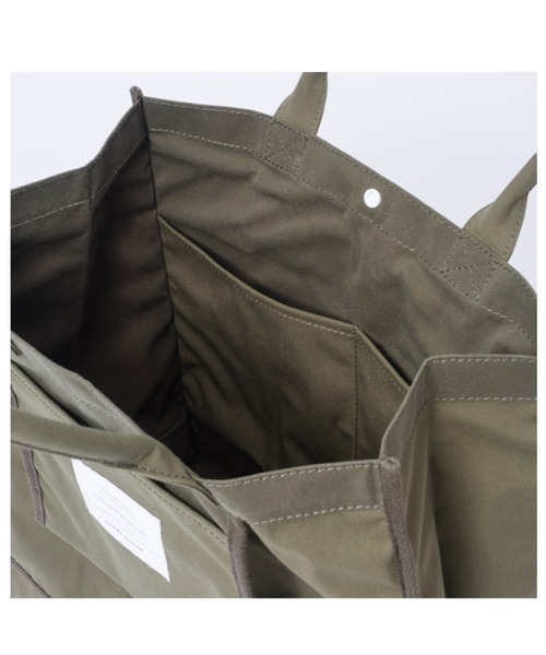 BEAMS DESIGN(ビームス デザイン)の「BEAMS DESIGN(ビームス デザイン) INSIDE OUT トートバッグ(L)(トートバッグ・メンズ・ブラック/ネイビー/グリーン/ブラウン/ブルー/オレンジ・FREE)」の12枚目の写真