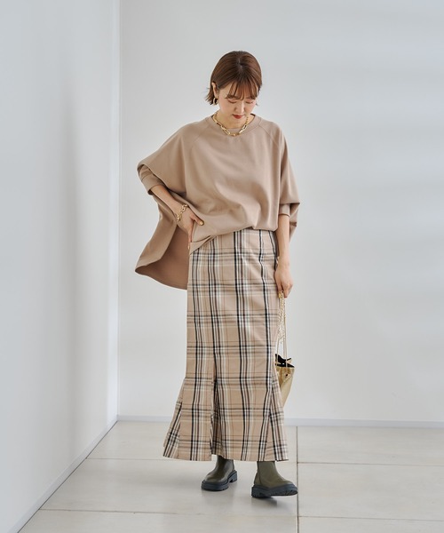 DouDou(ドゥドゥ)の「【WEB限定】ポンチョプルオーバー(Tシャツ/カットソー・レディース・ブラック/オフホワイト/キャメル・FREE)」の20枚目の写真