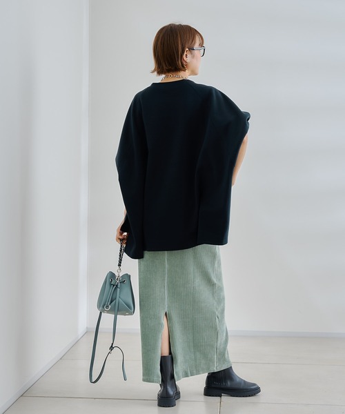 DouDou(ドゥドゥ)の「【WEB限定】ポンチョプルオーバー(Tシャツ/カットソー・レディース・ブラック/オフホワイト/キャメル・FREE)」の8枚目の写真
