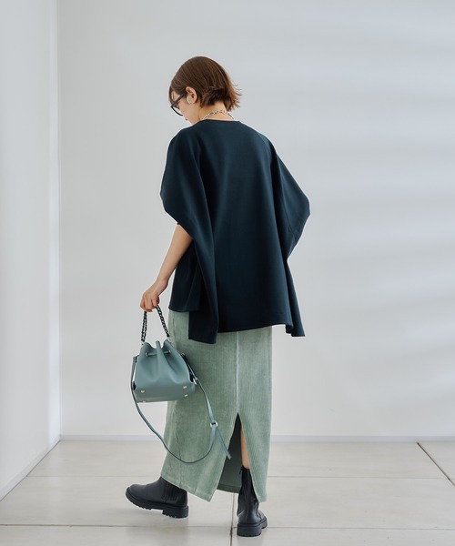 DouDou(ドゥドゥ)の「【WEB限定】ポンチョプルオーバー(Tシャツ/カットソー・レディース・ブラック/オフホワイト/キャメル・FREE)」の15枚目の写真