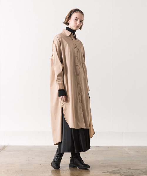 ALLUMER（アリュメール）の「N/Cツイルステッチワークシャツワンピース（シャツワンピース・レディース・ブラック/ベージュ・1）」の2枚目の写真