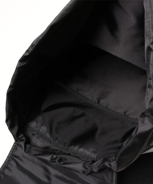 DEVICE（デバイス）の「【インフルエンサー こーせ＆ぬこコラボ】Rename フェイクレザー  ギャザーデザイン バックパック リュックサック（バックパック/リュック・レディース・ブラック・FREE）」の4枚目の写真