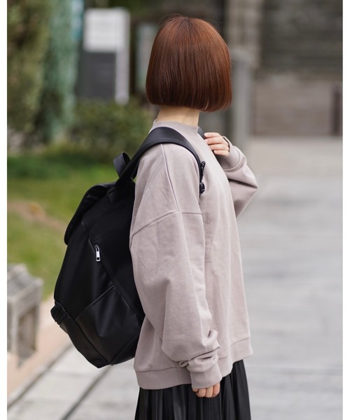 インフルエンサー こーせ＆ぬこコラボ】Rename フェイクレザー