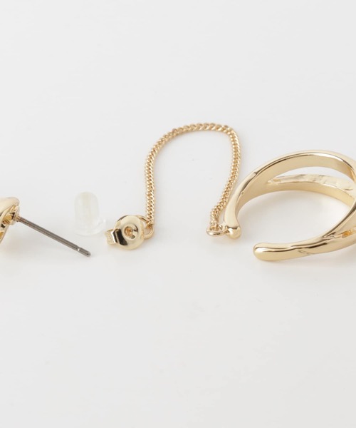 SMELLY（スメリー）の「ミニメタルチェーンツナガリイヤカフピアス（ピアス（両耳用）・レディース・ゴールド・-）」の7枚目の写真