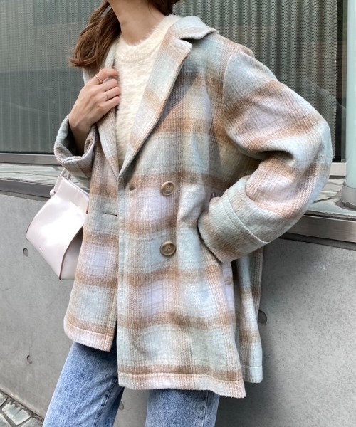 one after another NICE CLAUP(ワンアフターアナザーナイスクラップ)の「アソート柄のダブルジャケットコート(その他アウター・レディース・オフホワイト/グレー系その他/グリーン系その他・FREE)」の3枚目の写真