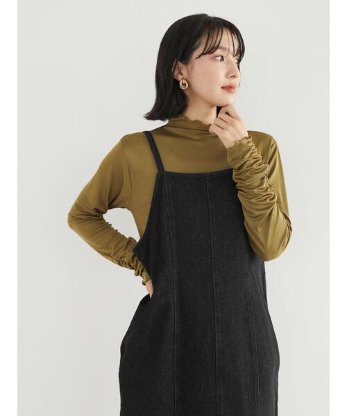 Sugar spoon（シュガースプーン）の「・SUGAR SPOON ソデシャーリングハイネック＊（Tシャツ/カットソー・レディース・ブラック/ベージュ/イエロー/アイボリー・FREE）」の8枚目の写真