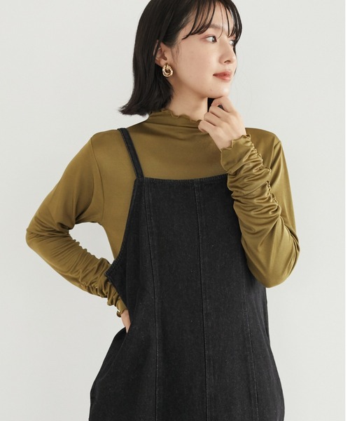 Sugar spoon（シュガースプーン）の「・SUGAR SPOON ソデシャーリングハイネック＊（Tシャツ/カットソー・レディース・ブラック/ベージュ/イエロー/アイボリー・FREE）」の4枚目の写真