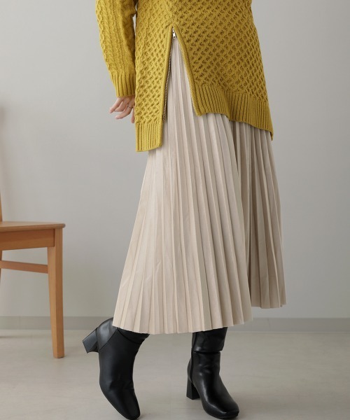 Bou Jeloud（ブージュルード）の「起毛プリーツロングスカート（スカート・レディース・グレー/オフホワイト/キャメル・38）」の12枚目の写真