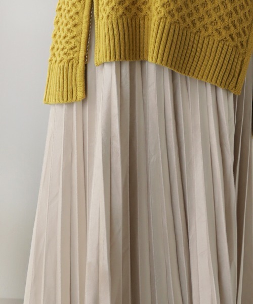 Bou Jeloud（ブージュルード）の「起毛プリーツロングスカート（スカート・レディース・グレー/オフホワイト/キャメル・38）」の10枚目の写真