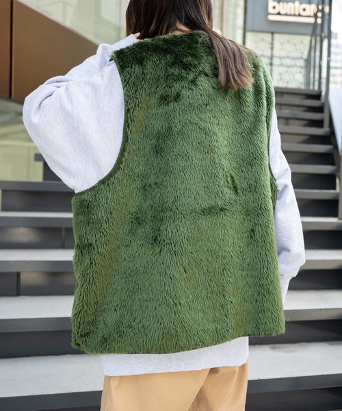 WEGO(ウィゴー)の「WEGO/フェイクファーBIGベスト(ベスト・メンズ・ブラウン/グレー/カーキ・FREE)」の15枚目の写真