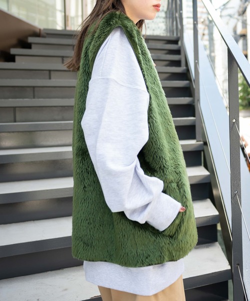 WEGO(ウィゴー)の「WEGO/フェイクファーBIGベスト(ベスト・メンズ・ブラウン/グレー/カーキ・FREE)」の14枚目の写真