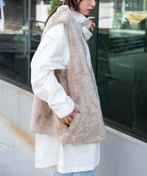 WEGO(ウィゴー)の「WEGO/フェイクファーBIGベスト(ベスト・メンズ・ブラウン/グレー/カーキ・FREE)」の18枚目の写真