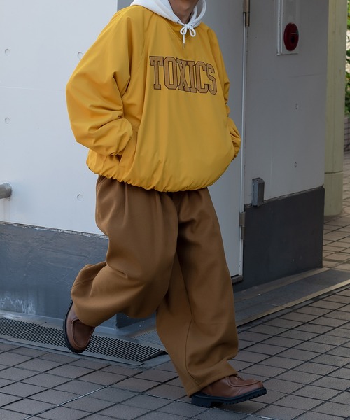 kutir(クティール)の「TOXICSカレッジプルオーバー(パーカー・メンズ・ブラック/イエロー/グリーン・MEDIUM/LARGE)」の19枚目の写真