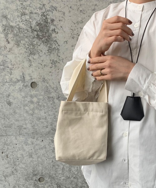 select MOCA by son（セレクトモカバイソン）の「スクエアワンハンドル