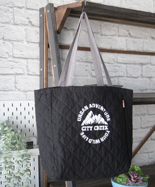 niko and...（ニコアンド）の「[CITY CREEK]キルトトートバッグ（トートバッグ・レディース・ブラック/カーキ・0）」の14枚目の写真