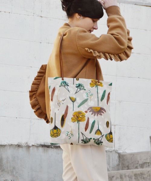 ボタニカル柄フラットエコトートバッグ トートバッグ Styiro スタイロ のファッション通販 Zozotown