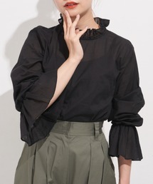 フリフリブラウス