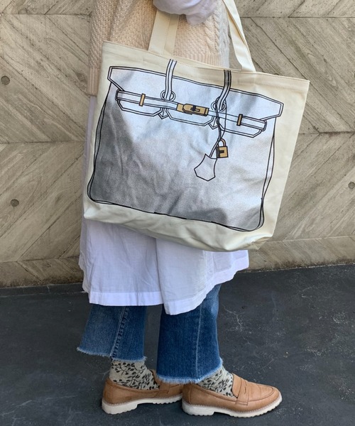 Via Demizon(ビアデミゾン)の「ZOZOTOWN 限定商品 バッグプリント A4トートバッグ(トートバッグ・レディース・ブラックミックス/シルバー/イエロー/ブラック/ベージュ・フリー)」の7枚目の写真