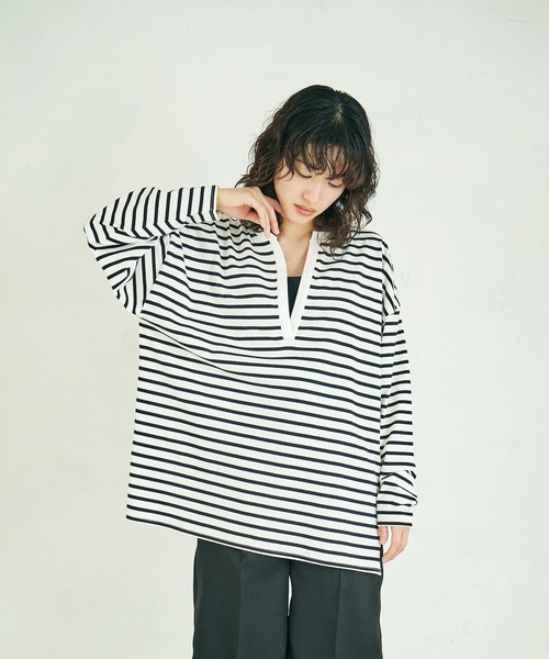 4youstory（フォーユーストーリー）の「【4youstory】ボーダーキーネックプルオーバー（Tシャツ/カットソー・レディース・ブラック/オレンジ/ブルー・FREE）」の2枚目の写真