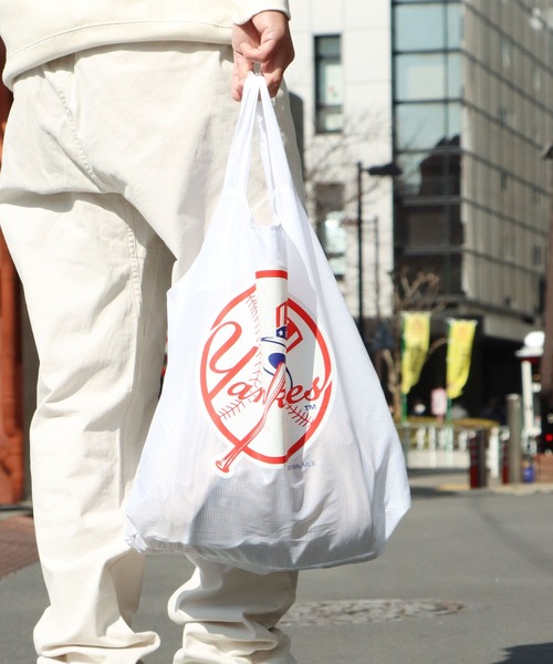 INFIELDER DESIGN(インフィールダーデザイン)の「MLB × INFIELDER DESIGN/エムエルビー× インフィルダーデザイン MLB TEAM ECOBAG エコバッグ パッカブル(エコバッグ/サブバッグ・メンズ・ホワイト系その他/ホワイト系その他2/ホワイト系その他3・ONE SIZE)」の3枚目の写真