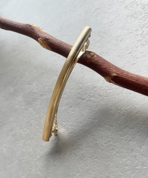 iso(イソ)の「スリムニュアンススティックメタルバレッタ(バレッタ/ヘアクリップ・レディース・シルバー/ゴールド・FREE)」の9枚目の写真
