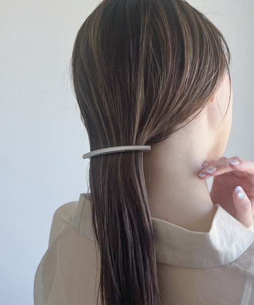 iso(イソ)の「スリムニュアンススティックメタルバレッタ(バレッタ/ヘアクリップ・レディース・シルバー/ゴールド・FREE)」の18枚目の写真