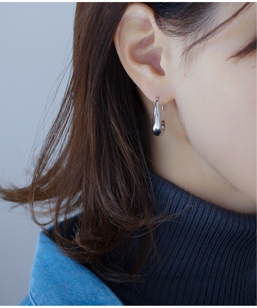 Meach.（ミーチ）の「【Meach.】シルバー925メタルピアス/ラウンド/Cフック/ゴールド/シルバー（ピアス（両耳用）・レディース・A/B/C/D/F/E/H/G・FREE）」の11枚目の写真