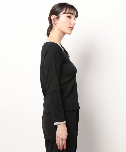 ehka sopo（エヘカソポ）の「バイカラークルーネック長袖カットソー（Tシャツ/カットソー・レディース・ブラック/オフホワイト/サックスブルー/キナリ・ﾌﾘ-）」の5枚目の写真