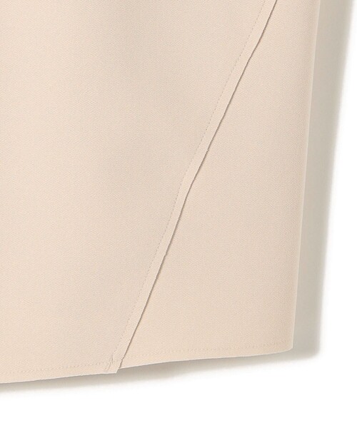 SHIPS（シップス）の「*〈手洗い可能〉梨地Vネックトップス◇（ベスト・レディース・ブラック/ベージュ/ダークブルー/ブルー系・ONE SIZE）」の15枚目の写真