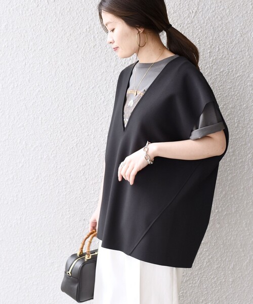 SHIPS（シップス）の「*〈手洗い可能〉梨地Vネックトップス◇（ベスト・レディース・ブラック/ベージュ/ダークブルー/ブルー系・ONE SIZE）」の22枚目の写真